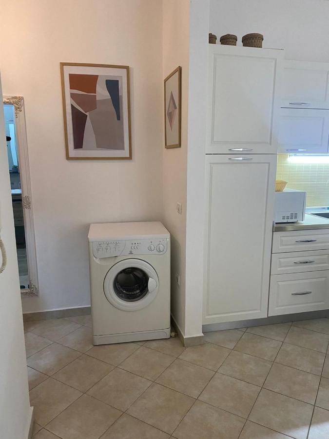 Sibora'S Apartment Голем Екстериор снимка